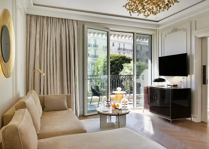 Hotel De Paris Monte-carlo 5*