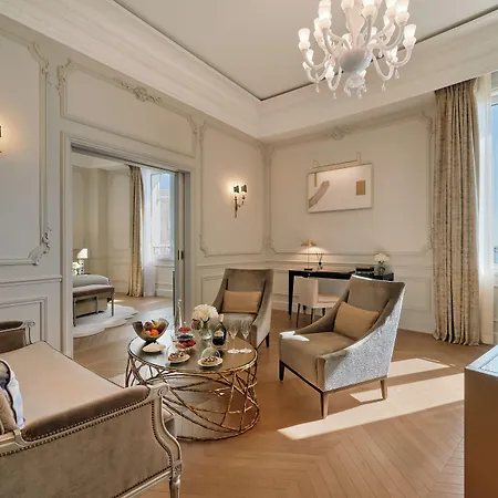 Hotel De Paris Monte-carlo 5*